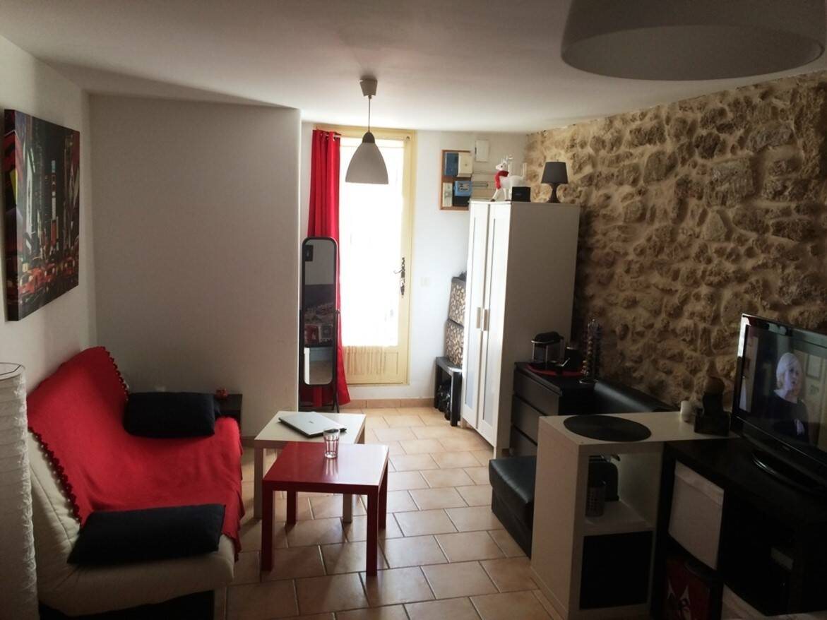 Appartement à louer, 26m², Pélissanne