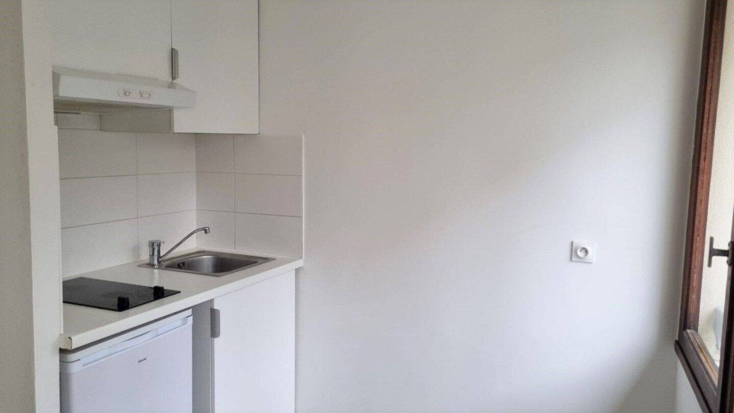 Appartement à louer, 23m², Paris 20ème