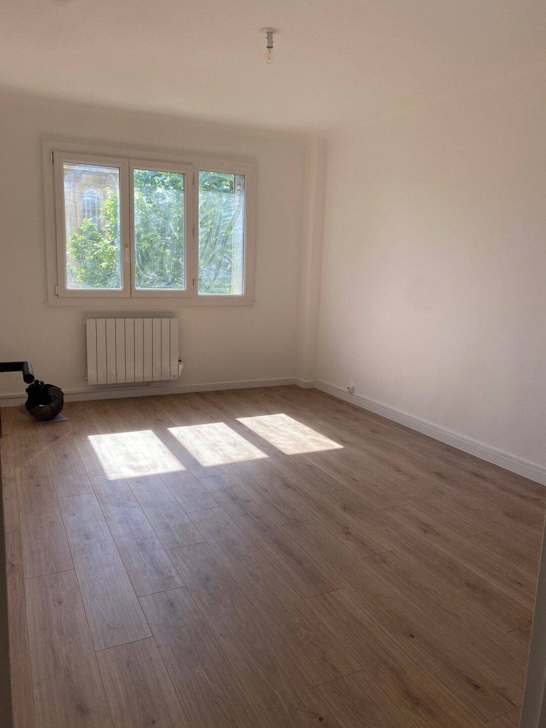 Appartement à louer, 52m², Marseille 4ème
