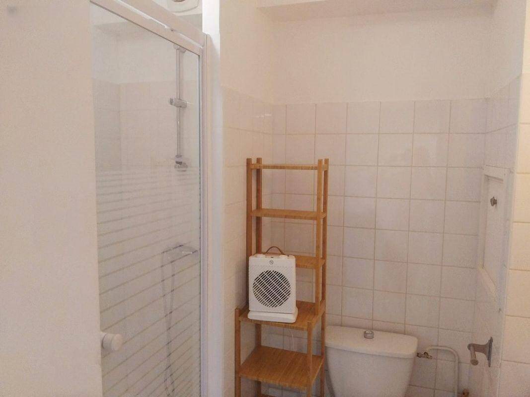 Appartement à louer, 24m², Marseille 5ème