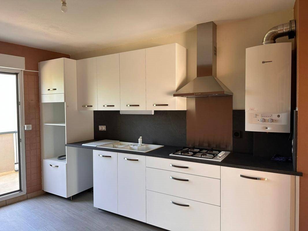 Appartement à louer, 93m², Sérézin-du-Rhône