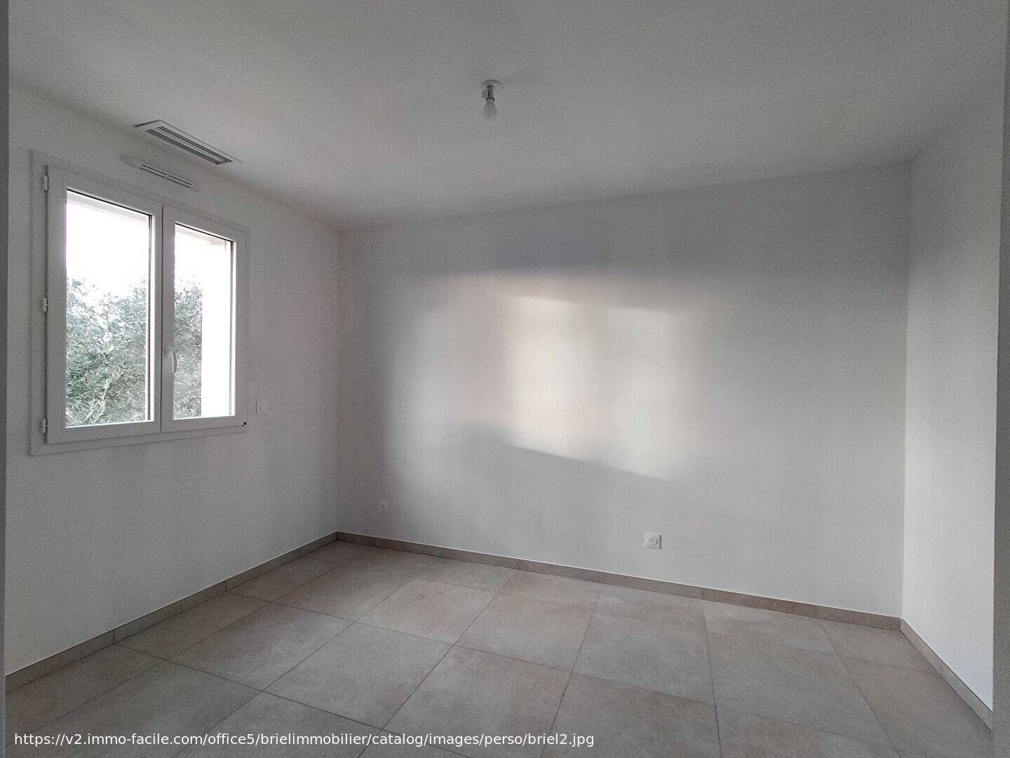 Maison à louer, 87m², Lorgues