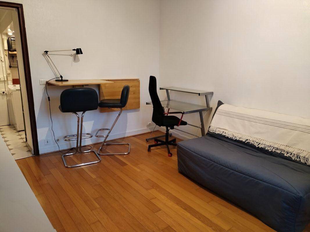 Appartement à louer, 18m², Paris 10ème