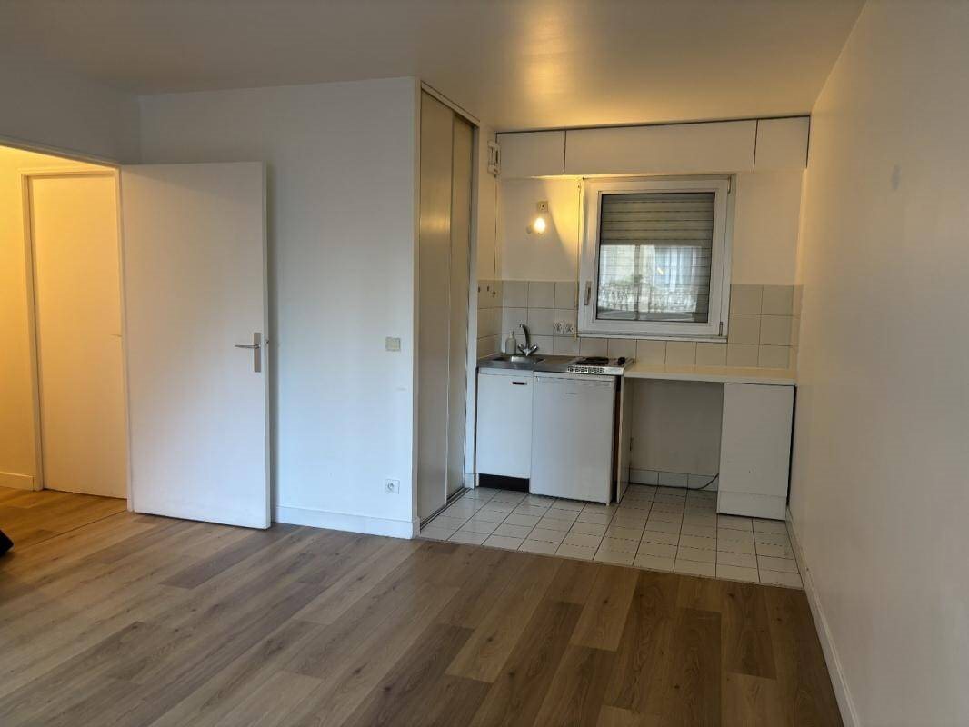 Appartement à louer, 27m², Paris 15ème