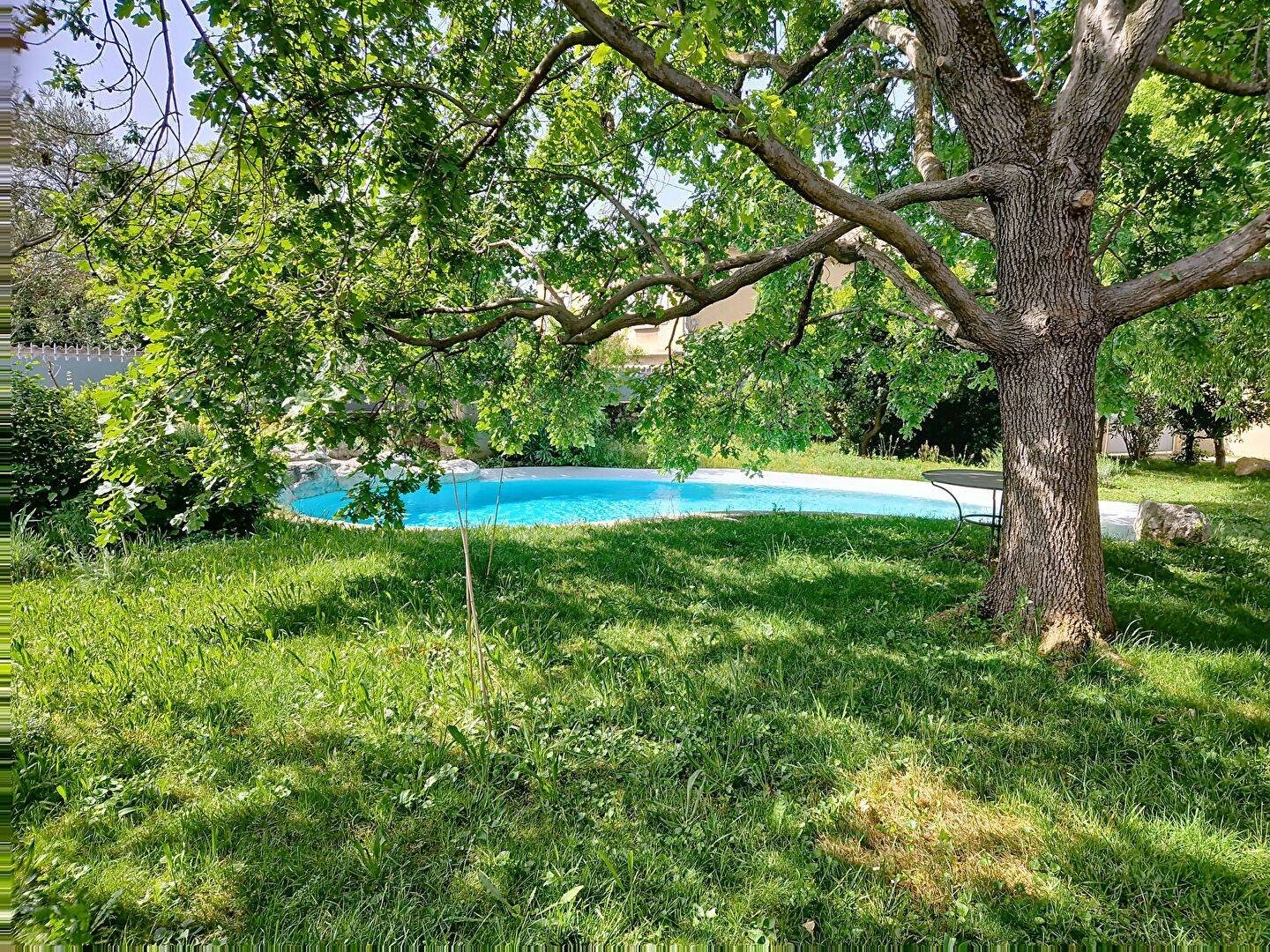 Maison à vendre, 177m², Villeneuve-lès-Avignon