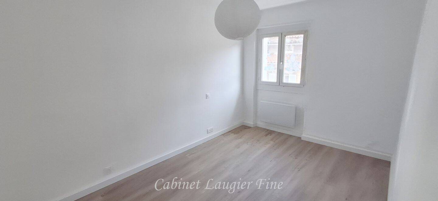 Appartement à louer, 69m², Marseille 1er