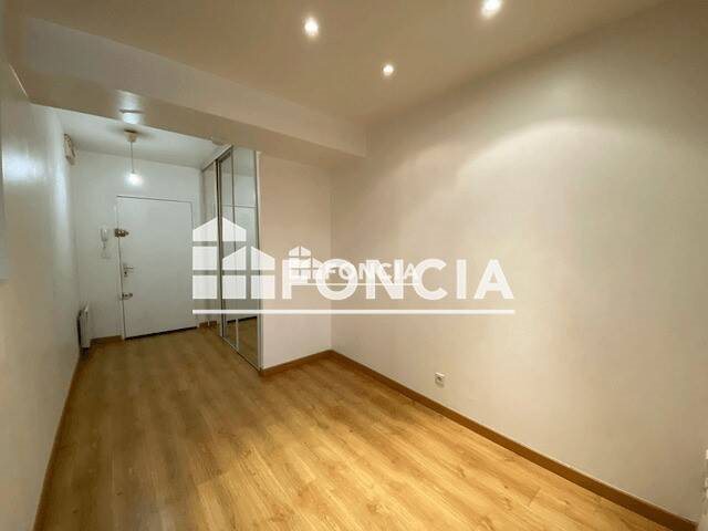 Appartement à louer, 40m², Marignane