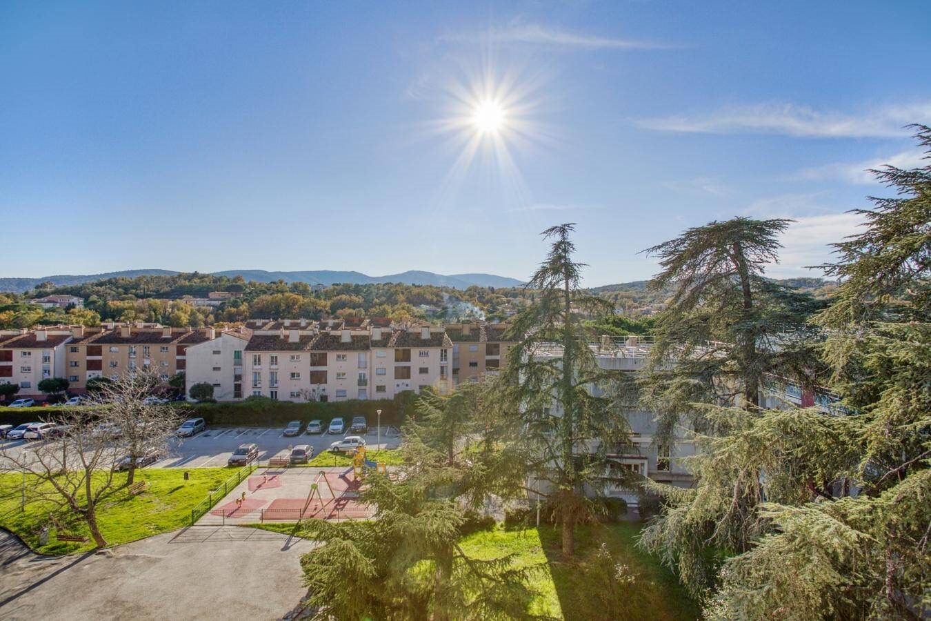 Appartement à louer, 61m², Cogolin