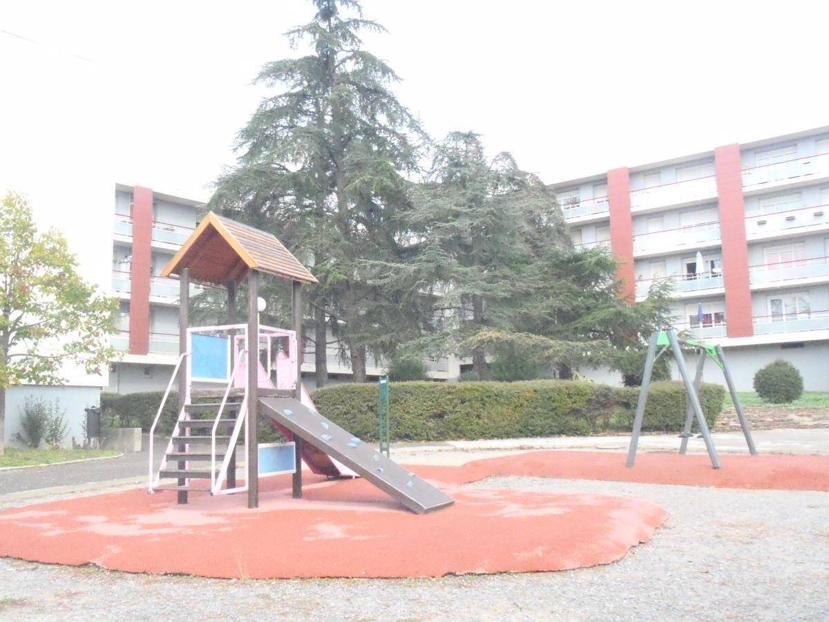 Appartement à louer, 61m², Cogolin