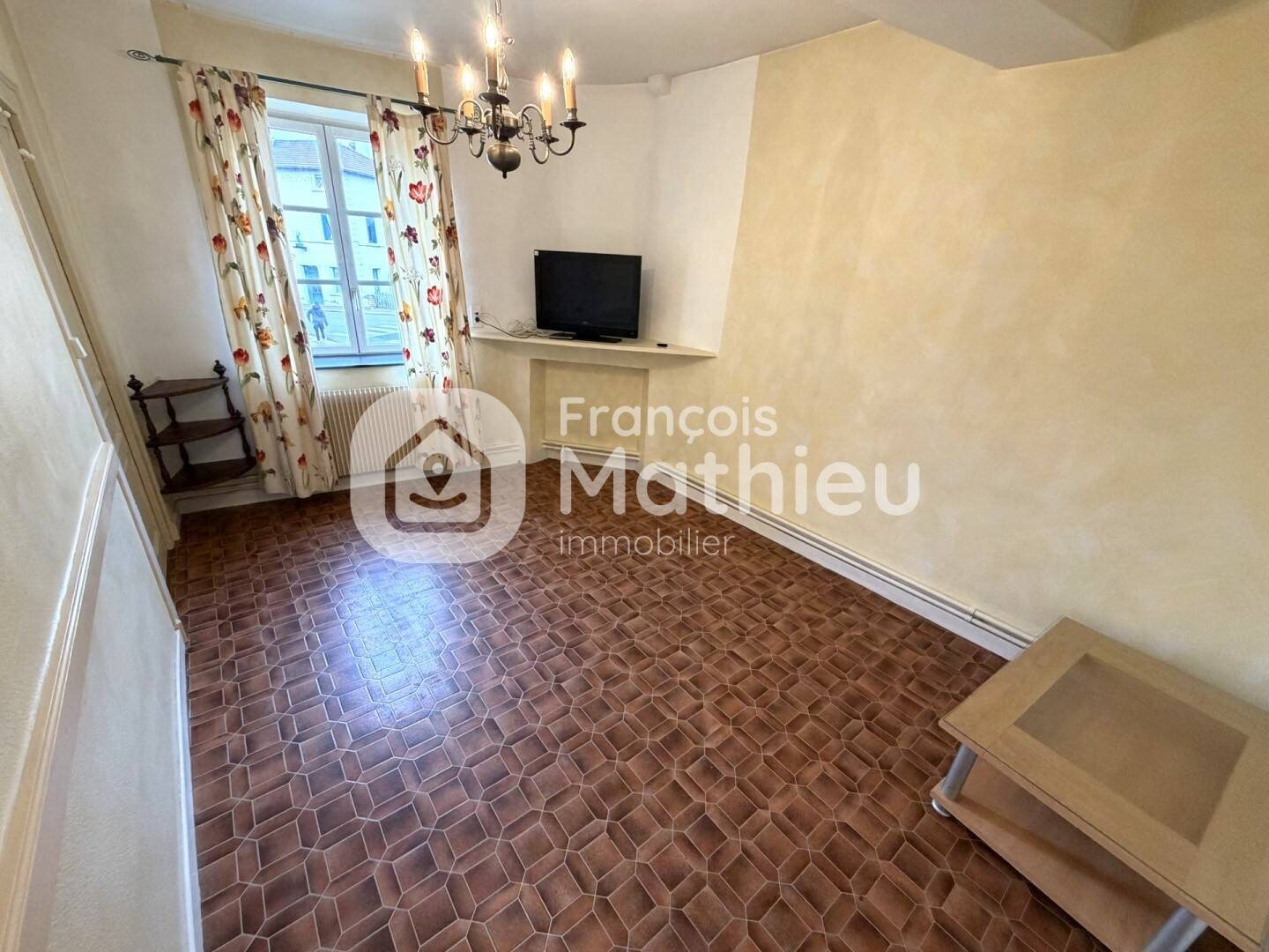 Appartement à louer, 100m², Châtillon-sur-Chalaronne