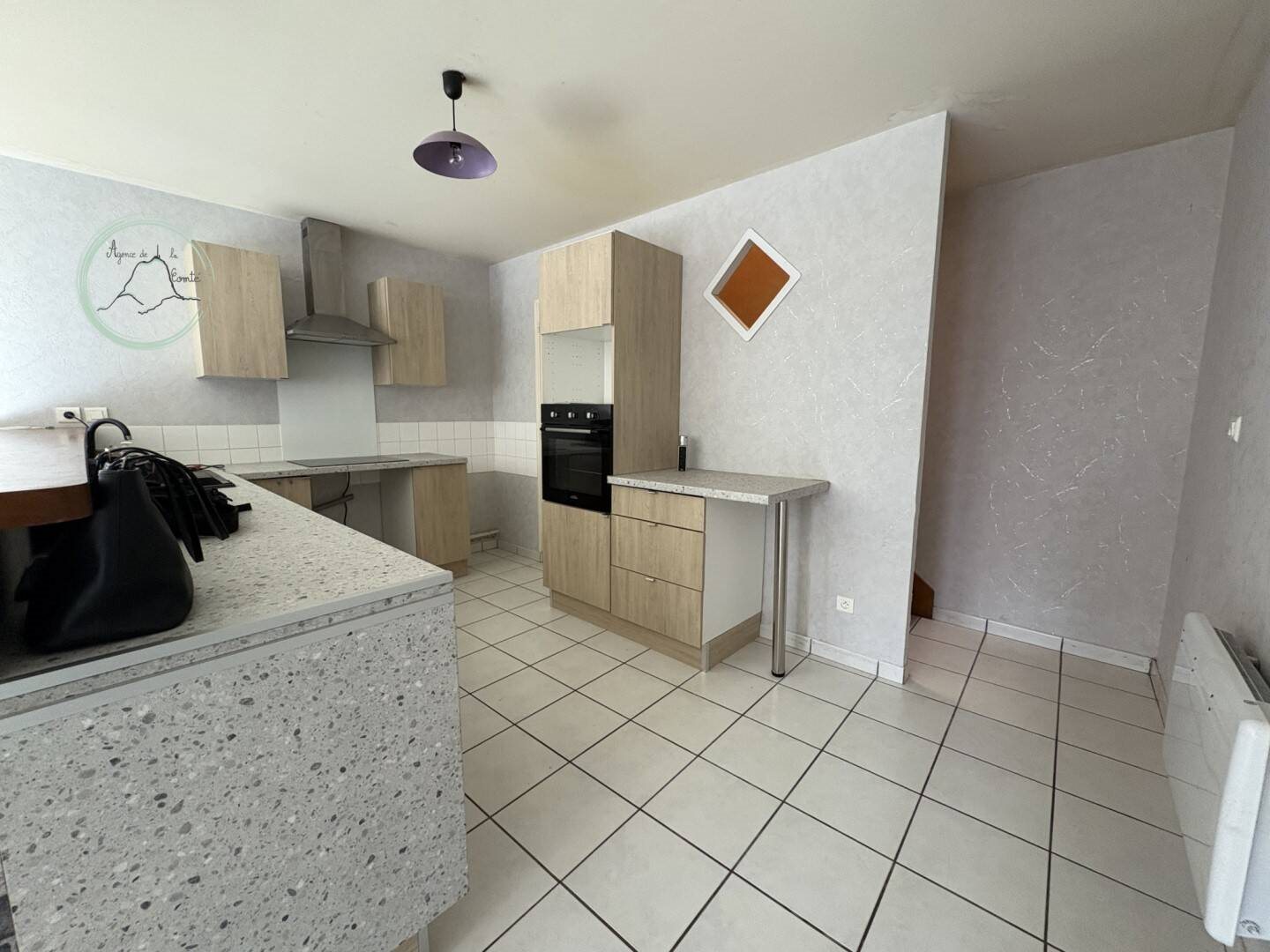 Maison à louer, 76m², Vic-le-Comte