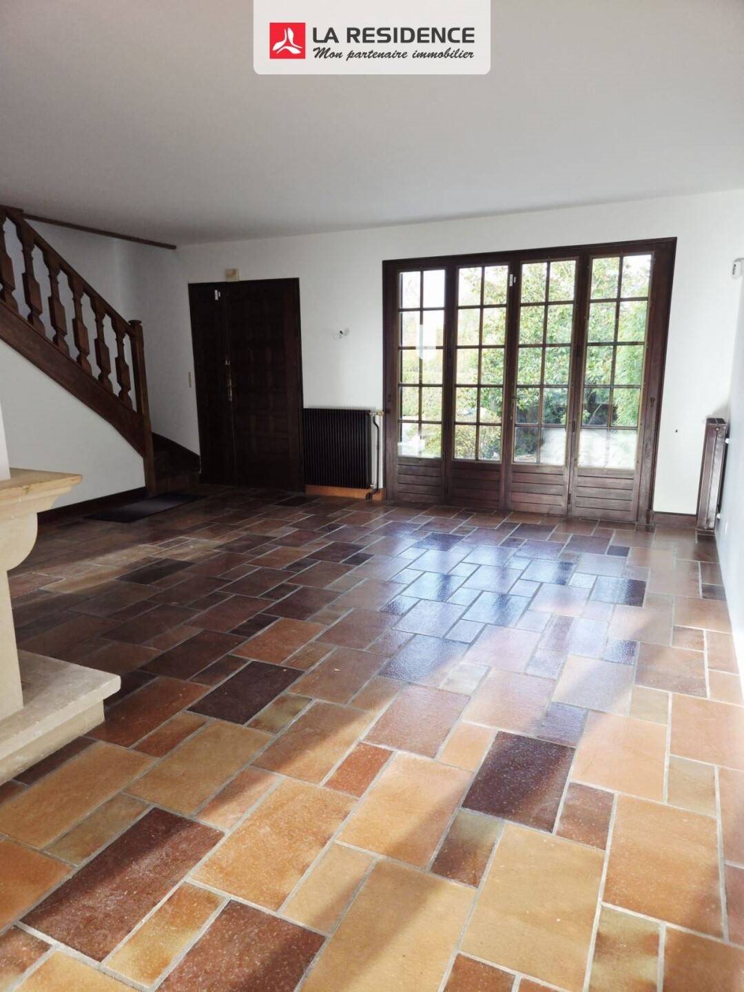 Maison à louer, 122m², Le Mesnil-Saint-Denis