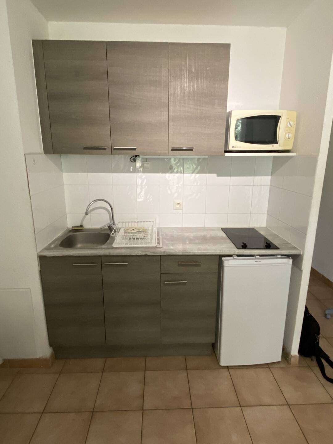 Appartement à louer, 25m², Saint-Gély-du-Fesc