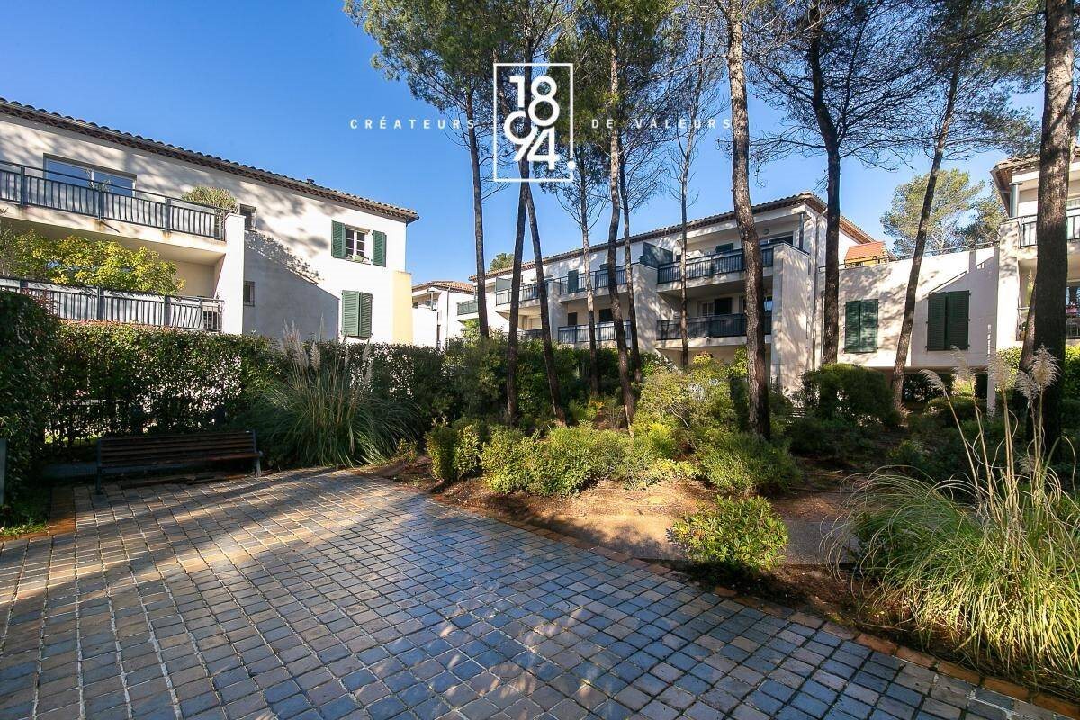 Appartement à vendre, 43m², Châteauneuf-le-Rouge