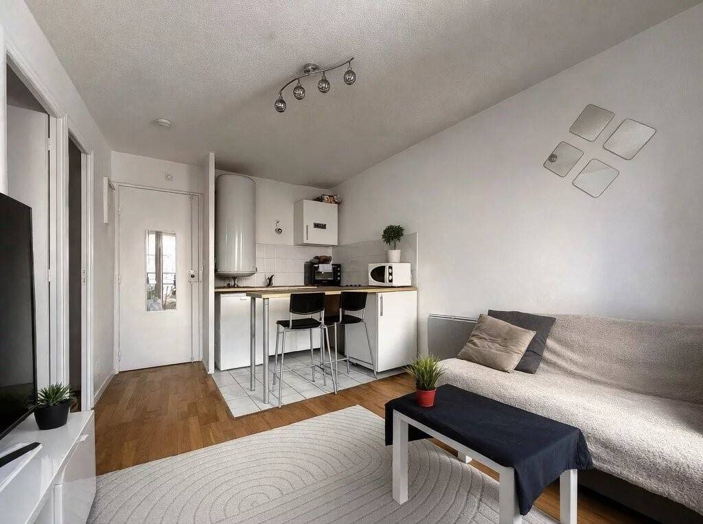 Appartement à louer, 29m², Marseille 6ème