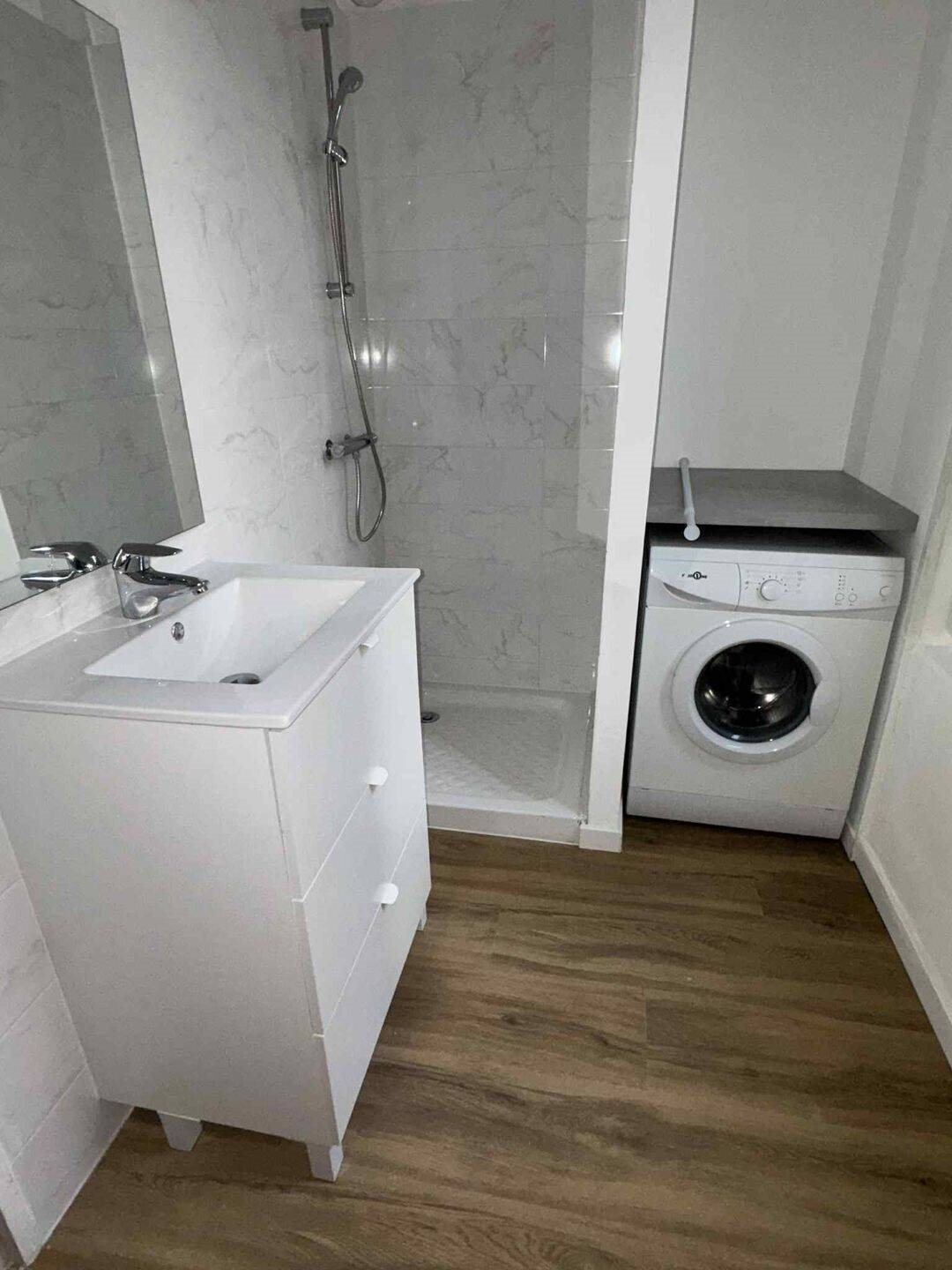 Maison à louer, 25m², Lyon 8ème