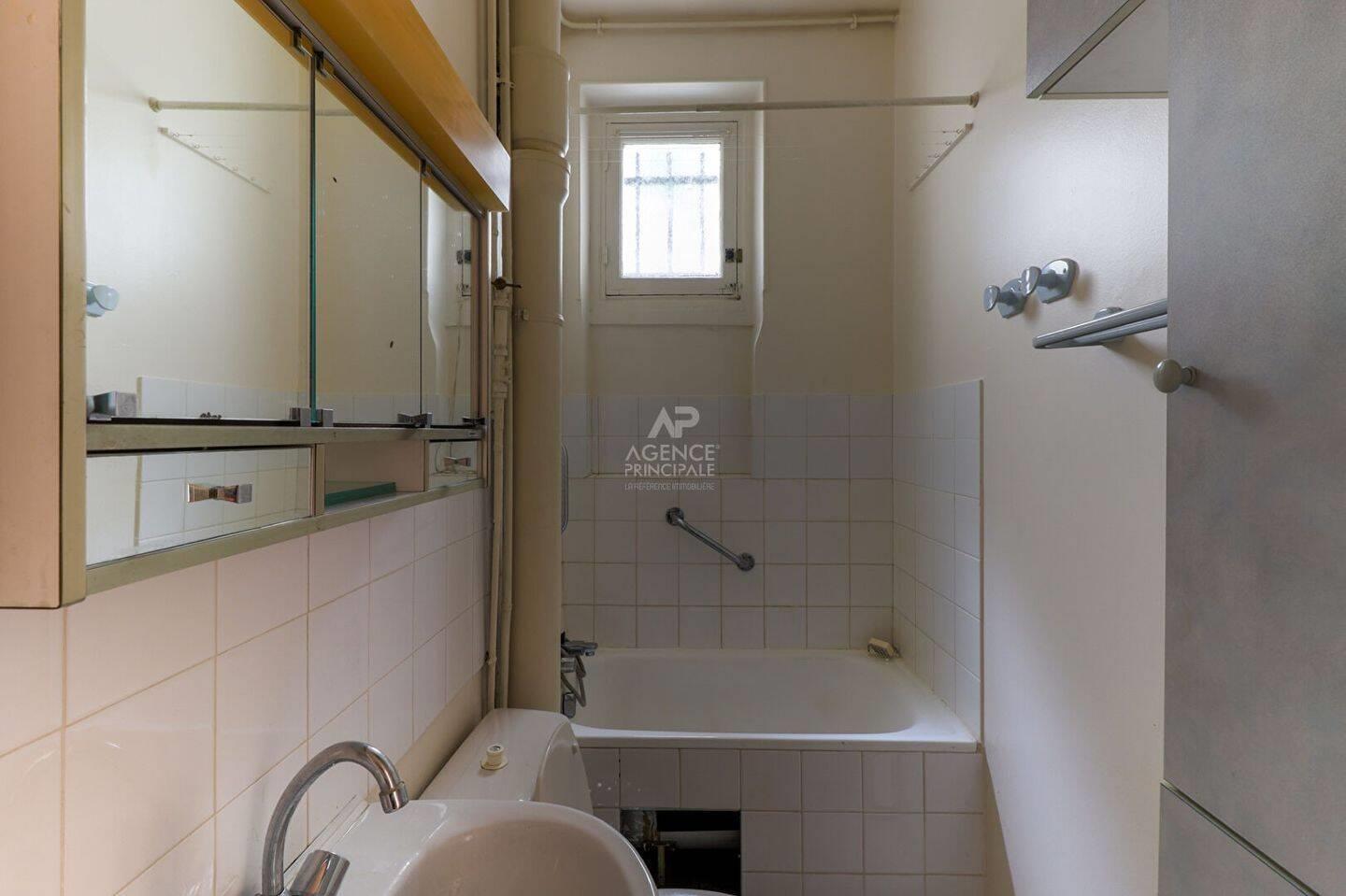 Appartement à louer, 41m², Paris 18ème