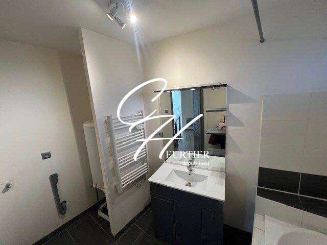 Maison à louer, 62m², Charnècles