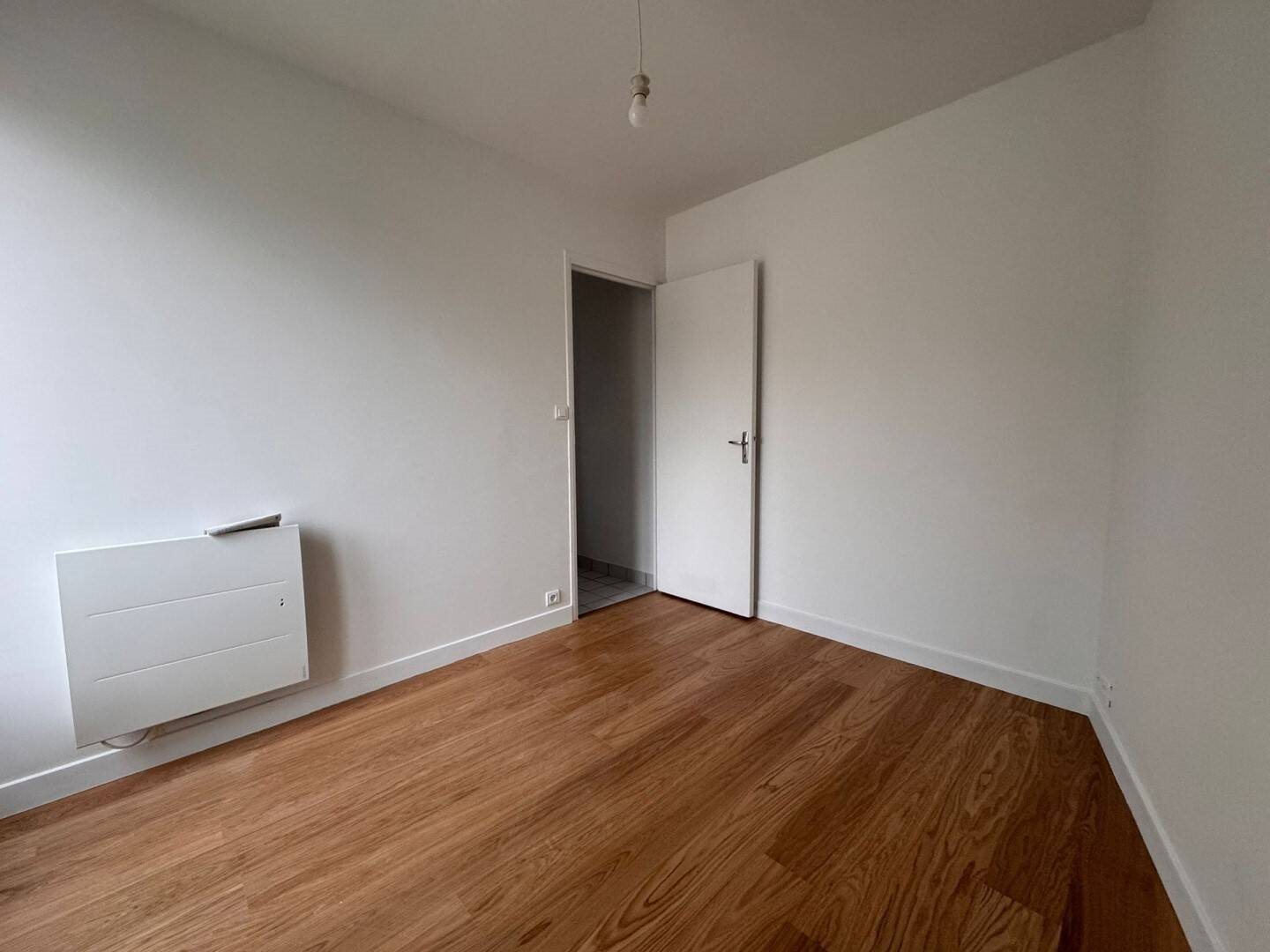 Appartement à louer, 25m², Paris 20ème