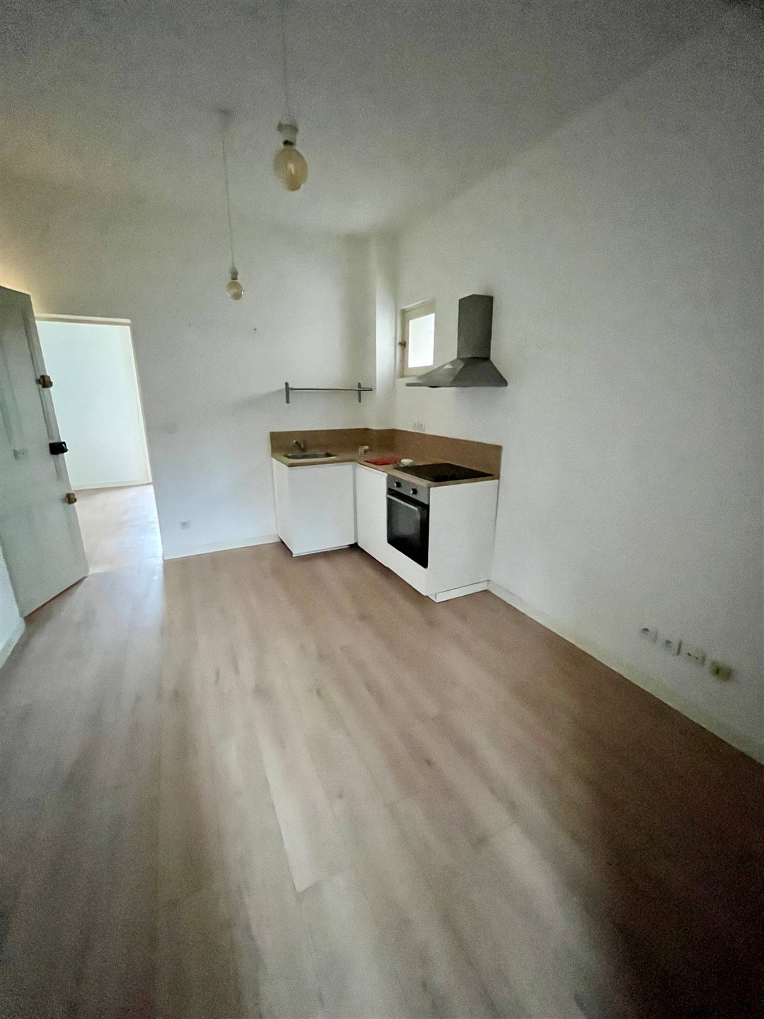 Appartement à louer, 27m², Nîmes