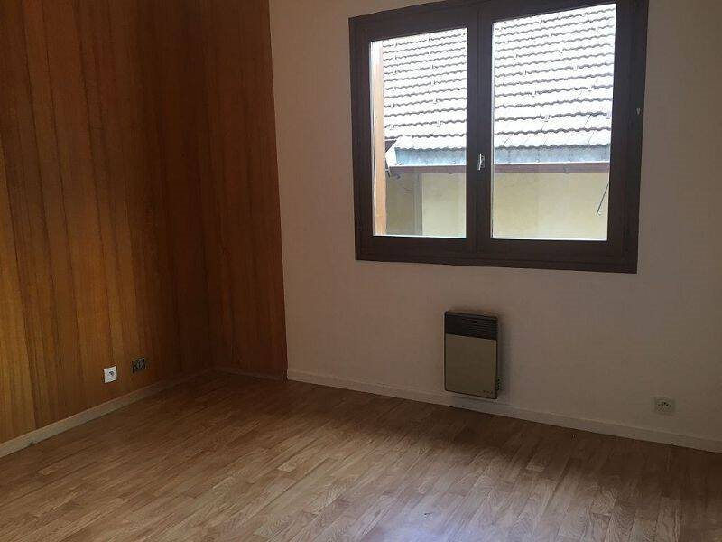 Appartement à louer, 54m², Thônes