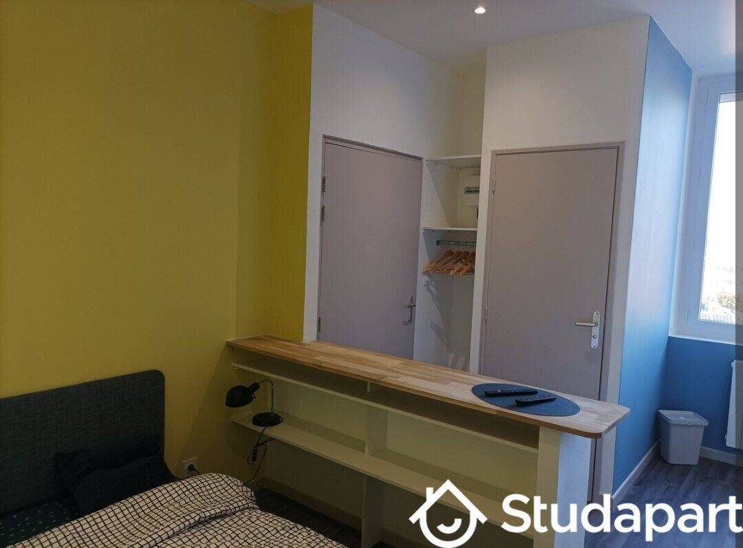 Appartement à louer, 18m², Saint-Etienne