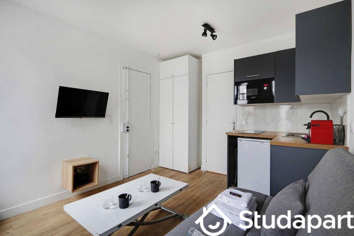 Appartement à louer, 14m², Paris 17ème