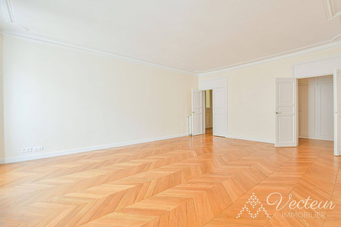 Appartement à louer, 130m², Paris 8ème