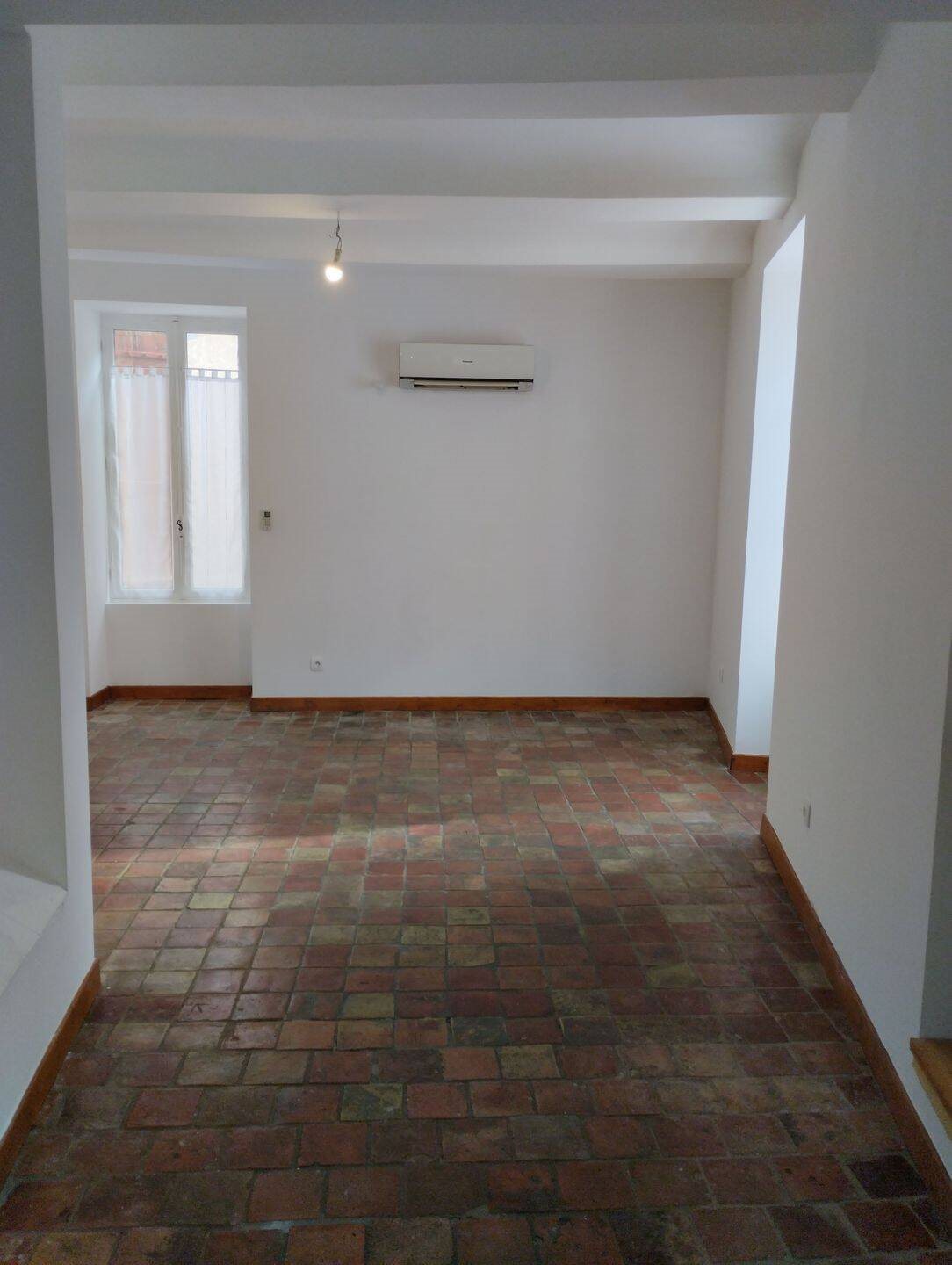 Appartement à louer, 112m², Villeneuve-de-Berg