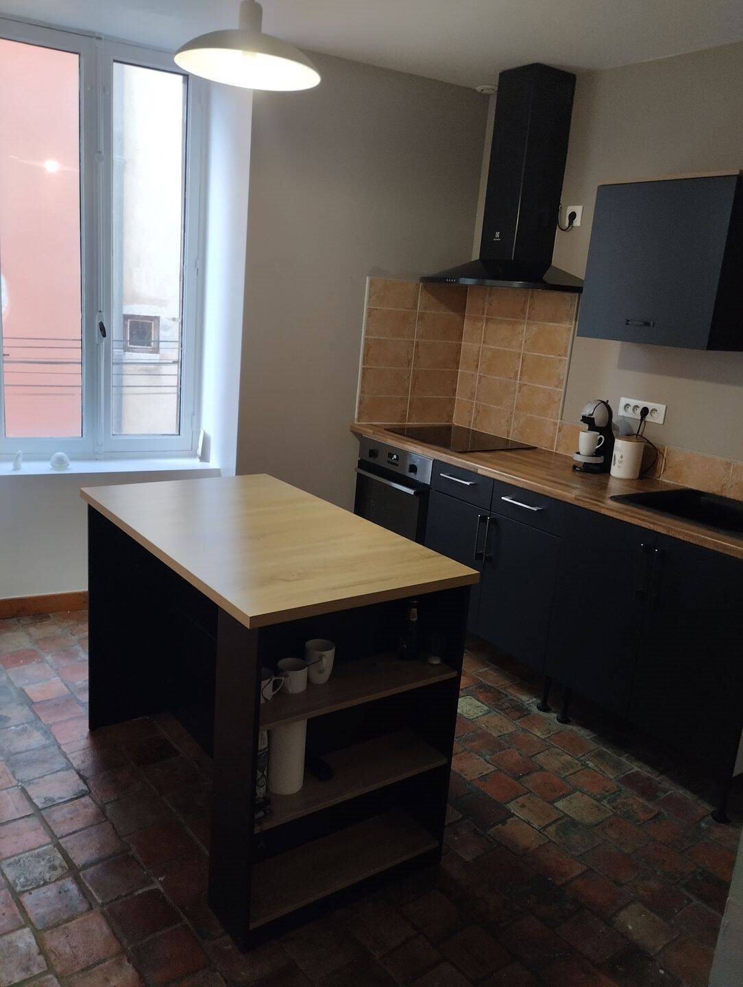 Appartement à louer, 112m², Villeneuve-de-Berg