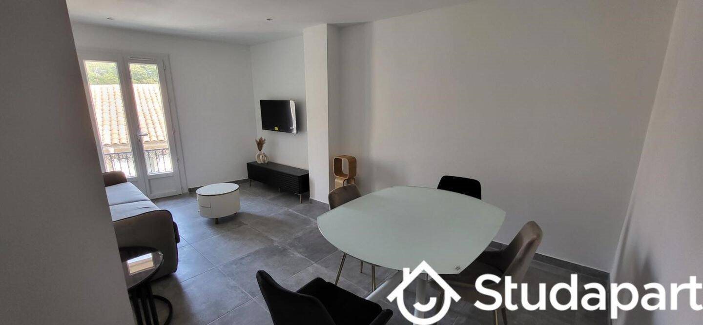 Appartement à louer, 44m², Nîmes