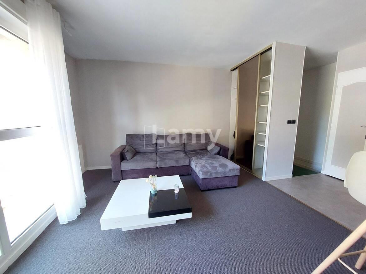 Appartement à louer, 49m², Reims