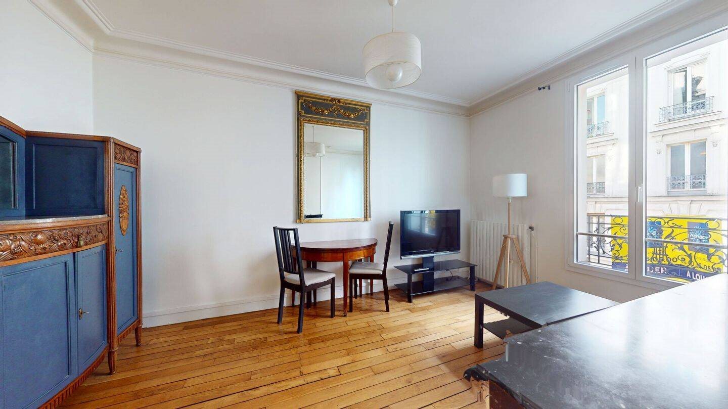 Appartement à louer, 48m², Paris 18ème