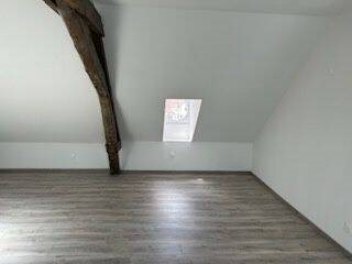 Appartement à louer, 80m², Marconne