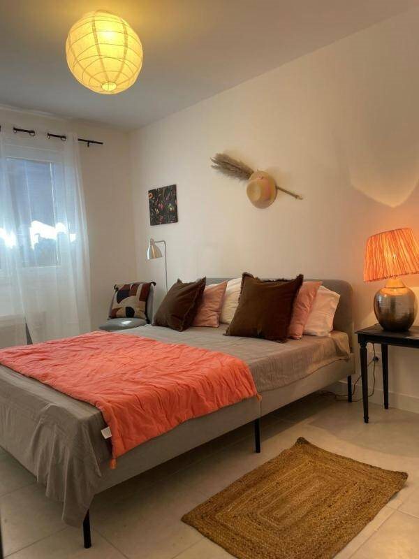 Maison à louer, 90m², Entraigues-sur-la-Sorgue