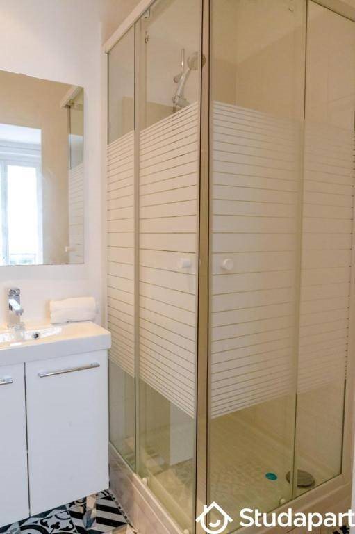 Appartement à louer, 31m², Paris 18ème