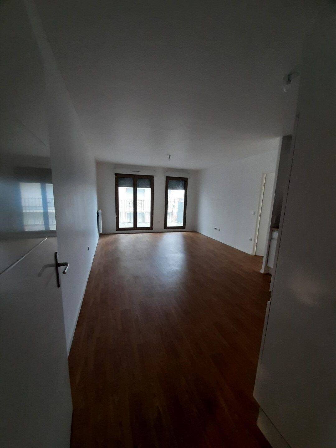 Appartement à louer, 59m², Stains
