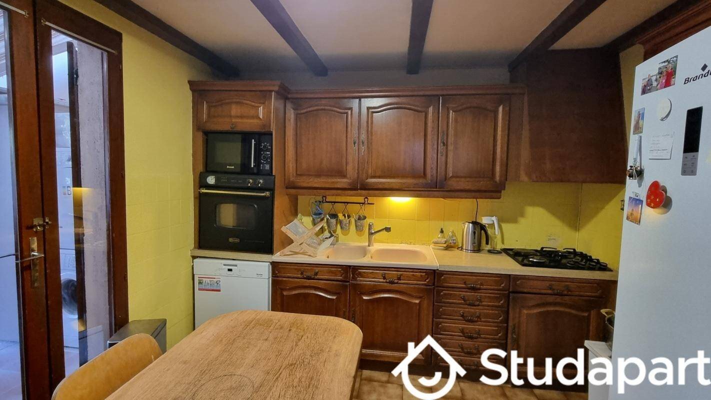 Appartement à louer, 10m², Saint-Cannat