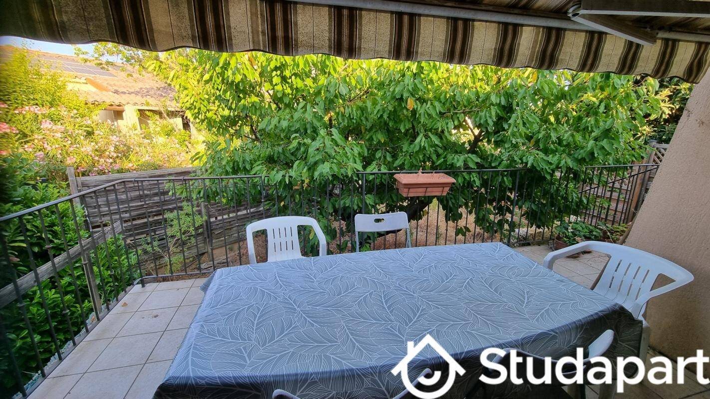 Appartement à louer, 10m², Saint-Cannat