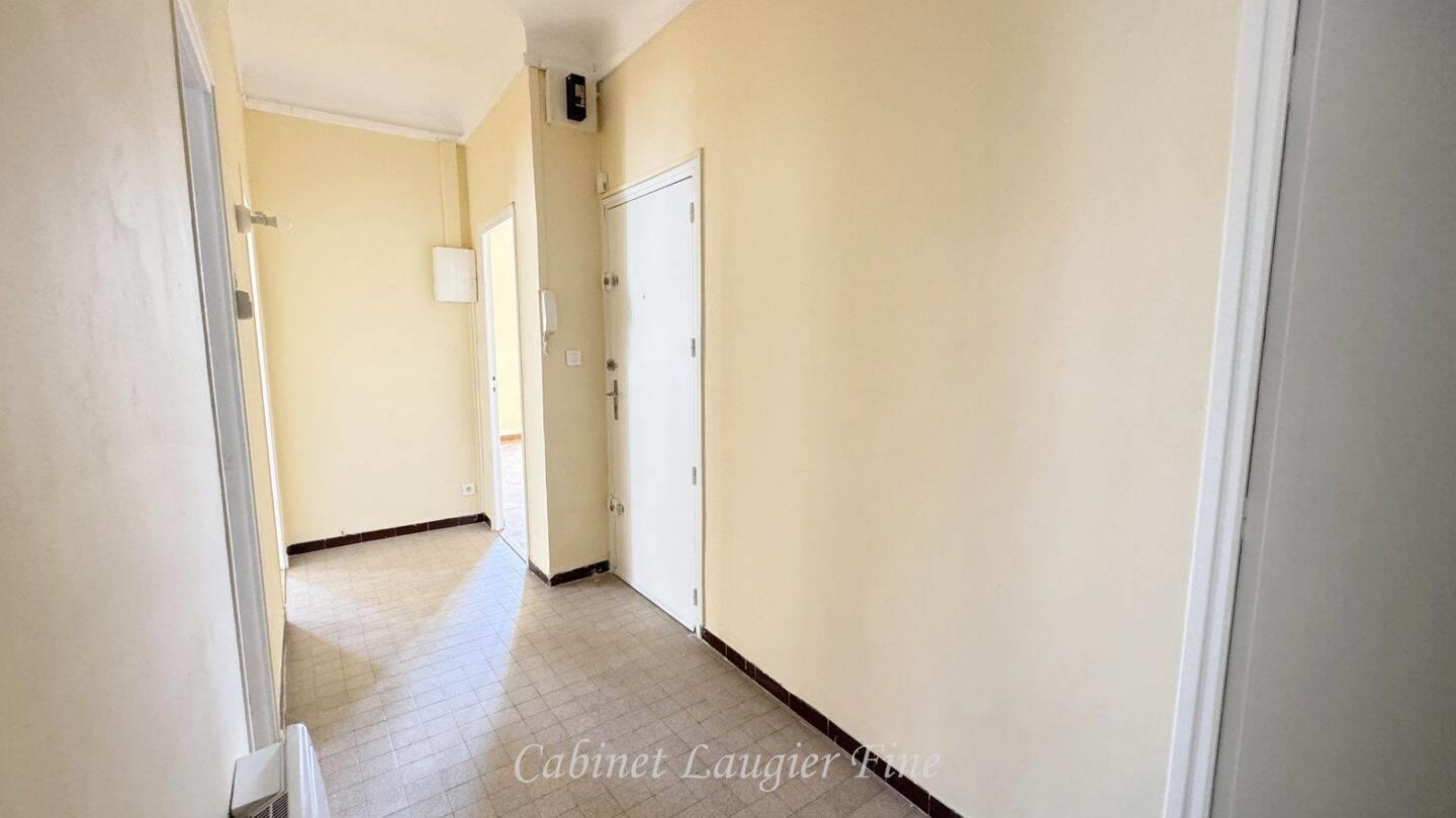 Appartement à louer, 66m², Marseille 1er