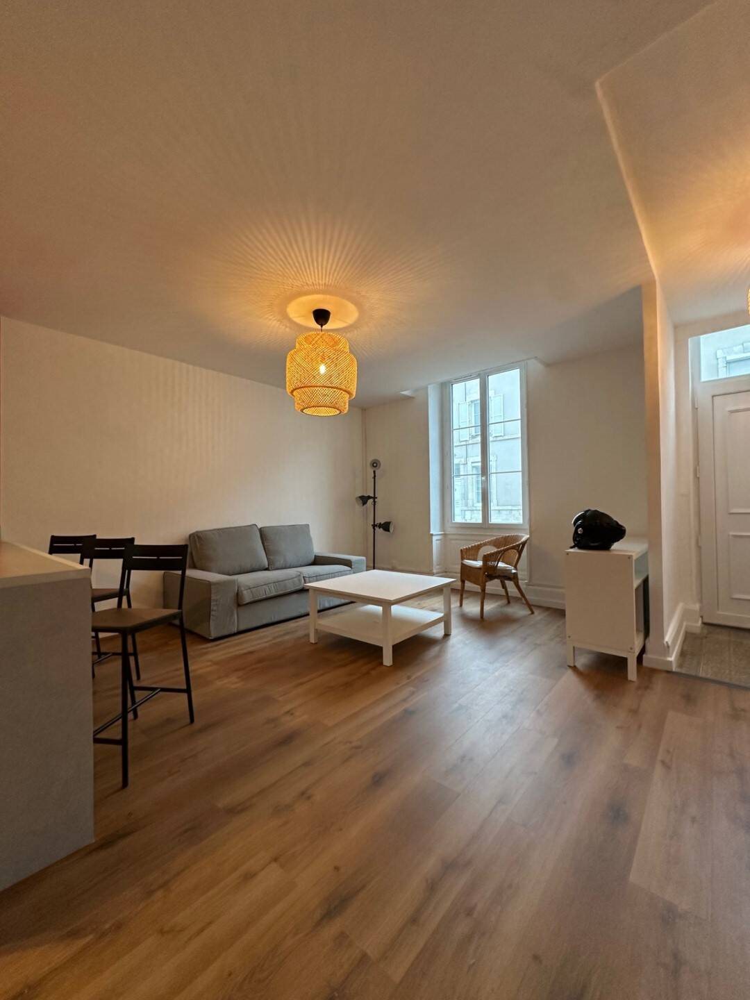 Appartement à louer, 54m², Orléans
