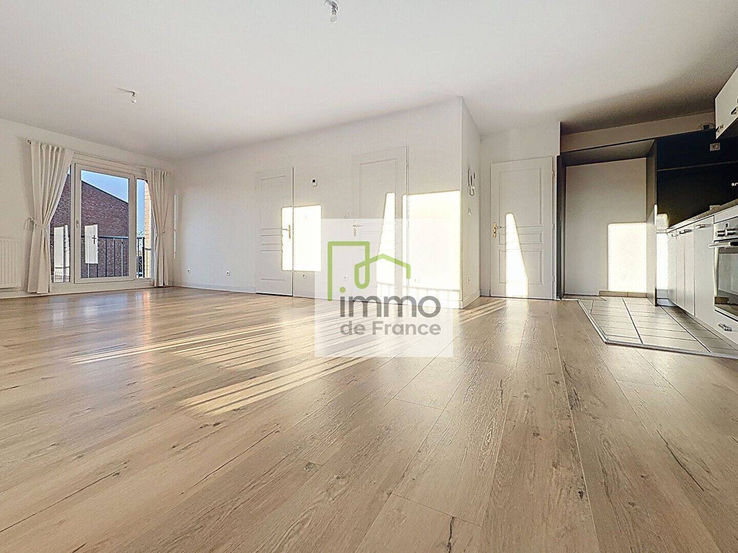 Appartement à louer, 99m², Croix