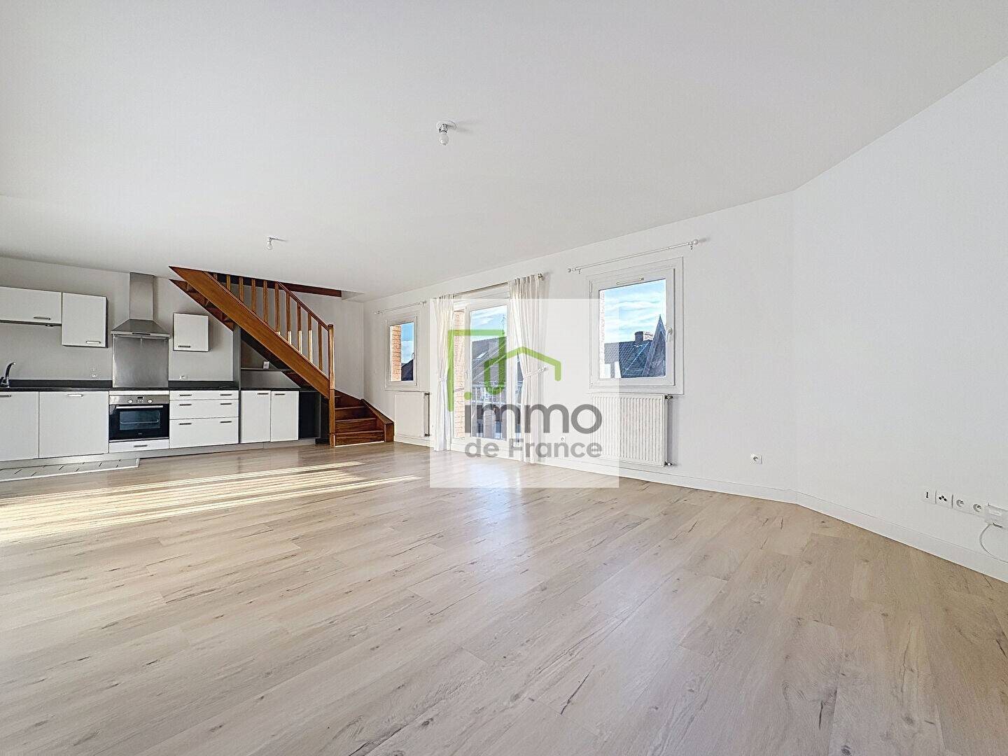 Appartement à louer, 99m², Croix