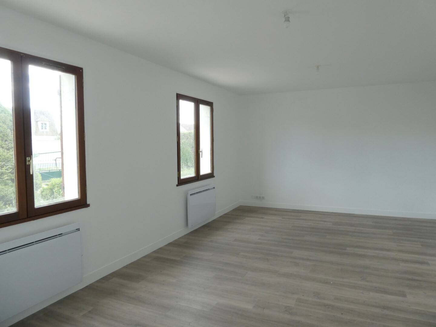 Maison à louer, 87m², Ury