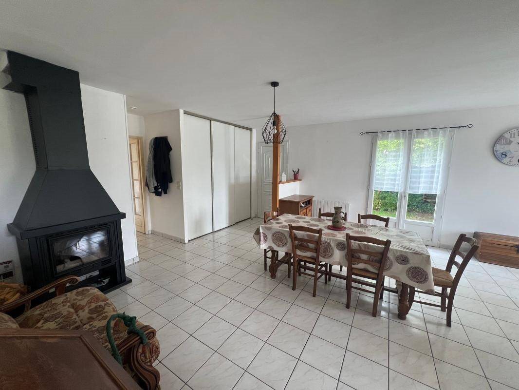 Maison à louer, 88m², Grézac