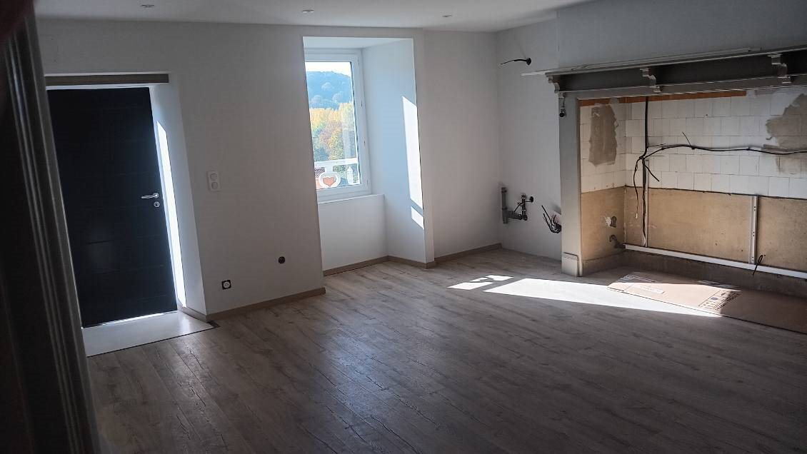 Appartement à louer, 65m², Saint-Simon