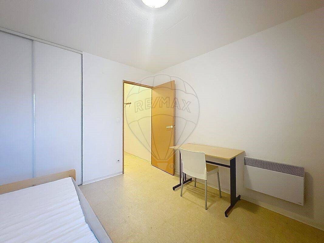 Appartement à louer, 17m², Nîmes