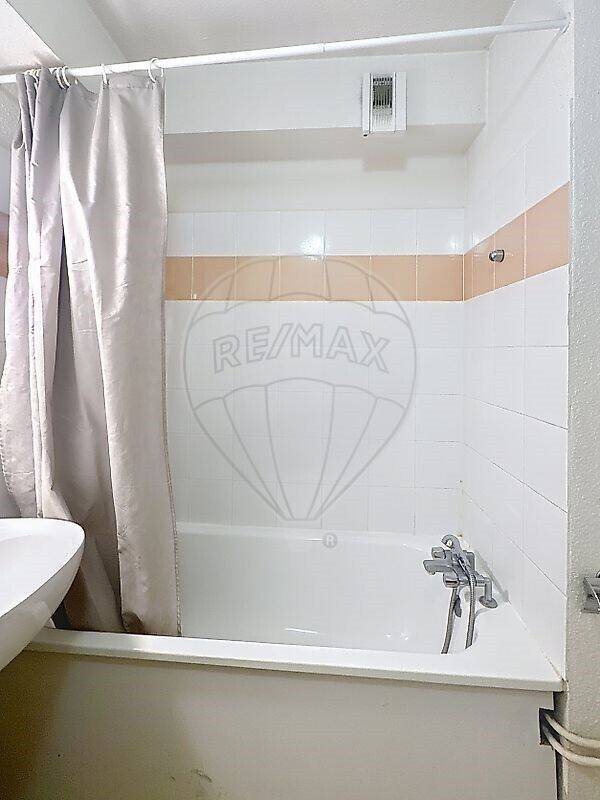 Appartement à louer, 17m², Nîmes