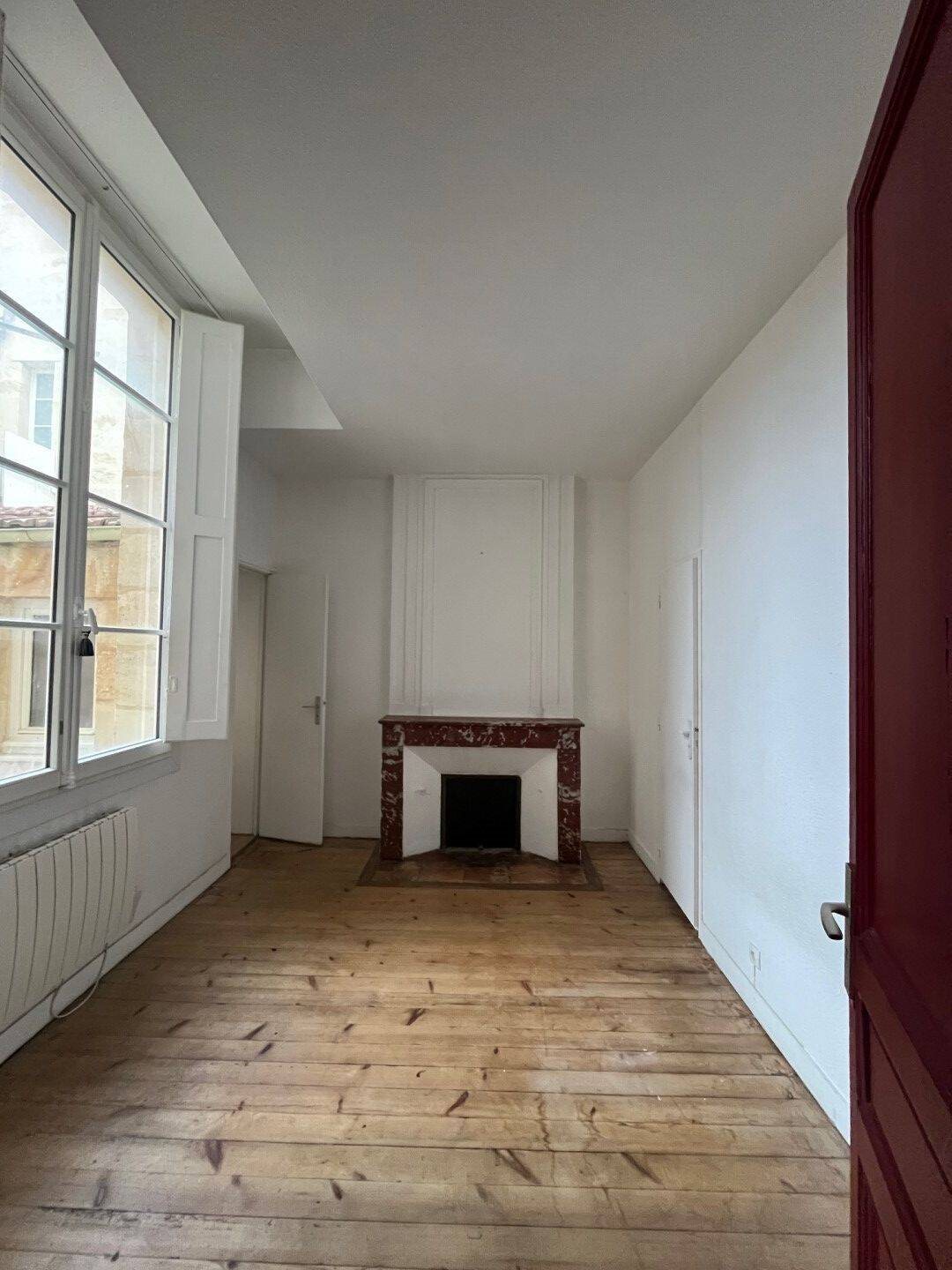 Appartement à louer, 68m², Bordeaux