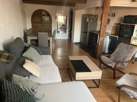 Appartement à louer, 76m², Pourrières